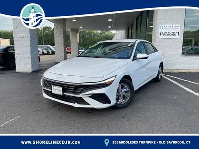 Used 2025 Hyundai Elantra SE