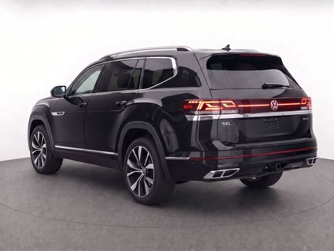 Used 2025 Volkswagen Atlas SEL Premium R-Line AWD/4WD image 3