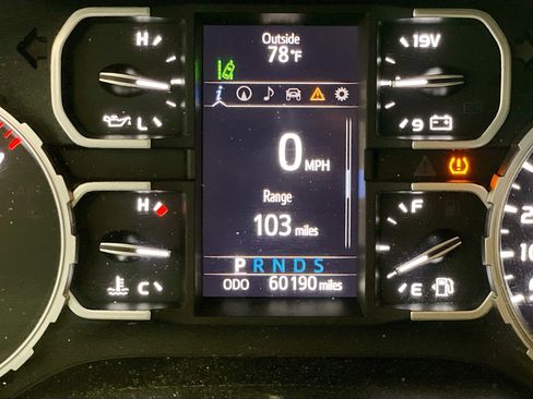 Used 2018 Toyota Tundra Limited image 8