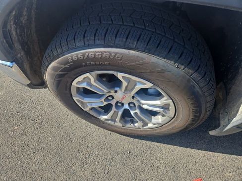 Used 2024 GMC Sierra 1500 SLT RWD image 3