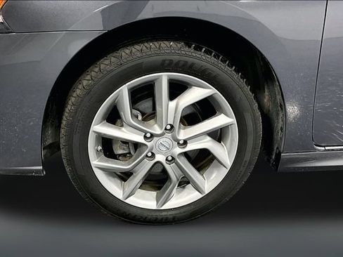 Used 2015 Nissan Sentra SR FWD image 27