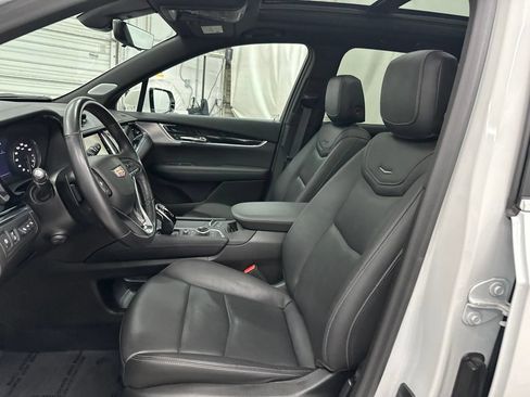 Used 2021 Cadillac XT6 Premium Luxury AWD/4WD image 22