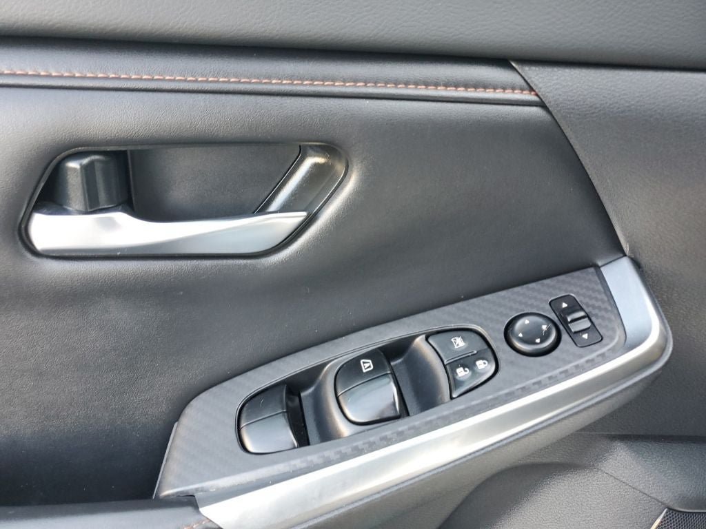 Used 2020 Nissan Sentra SR w/ Electronics Package FWD image 17