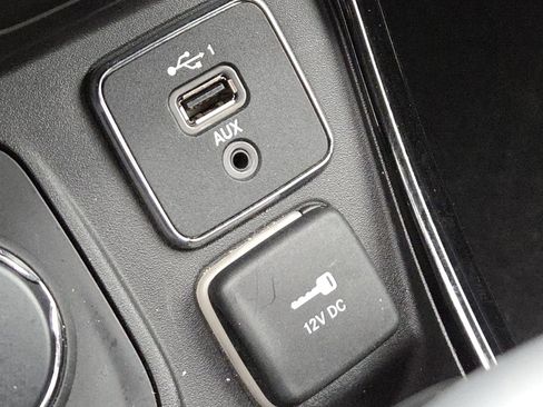 Used 2020 Jeep Compass Altitude image 5