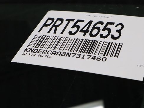 Used 2016 Kia Sedona LX image 35