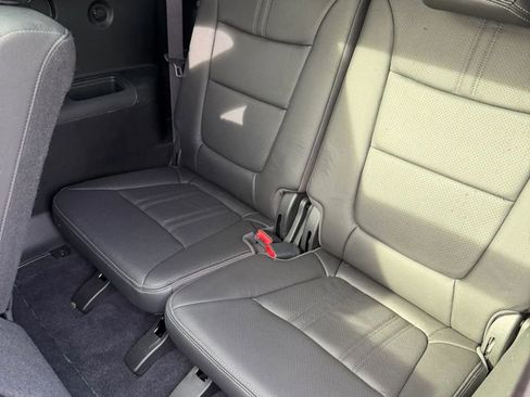 Used 2015 Kia Sorento SX image 19