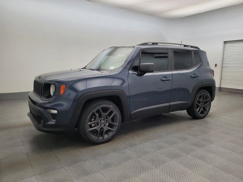 Used 2021 Jeep Renegade Latitude FWD image 2