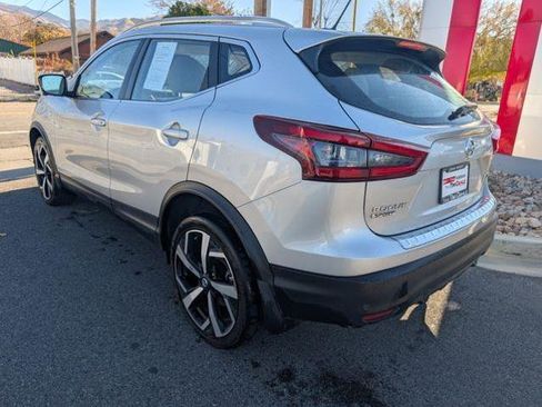 Certified 2022 Nissan Rogue Sport SL w/ Premium Package AWD/4WD image 5