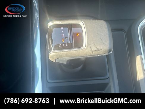 New 2025 GMC Sierra 1500 SLT w/ SLT Convenience Package image 33