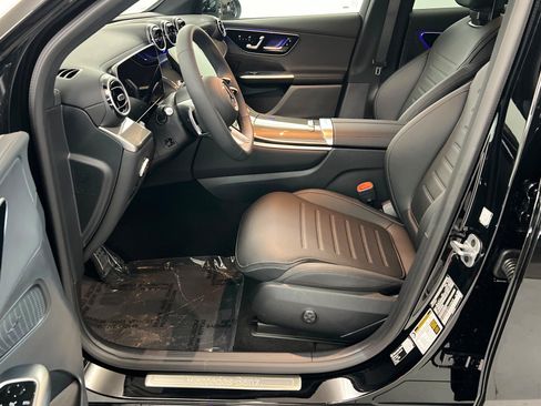 New 2026 Mercedes-Benz GLC 300 4MATIC image 17