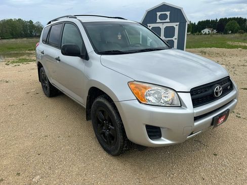 Used 2010 Toyota RAV4 4WD V6 w/ Tow Prep Pkg image 4
