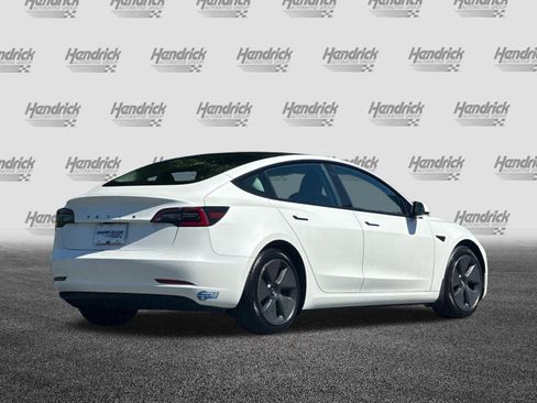 Used 2021 Tesla Model 3 Standard Range Plus RWD image 5