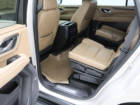 Used 2022 Chevrolet Tahoe Premier RWD image 31