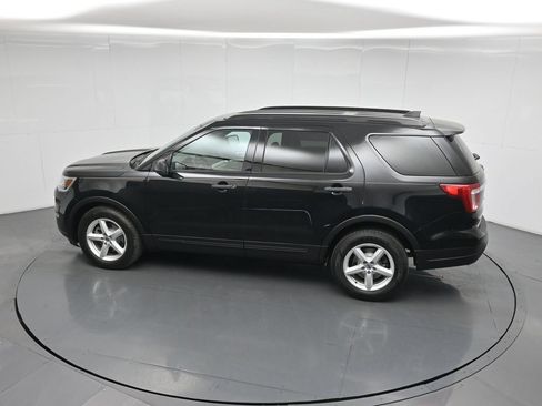 Certified 2018 Ford Explorer FWD image 41