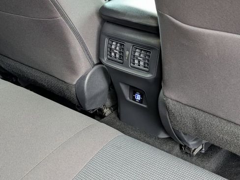 Certified 2025 Toyota RAV4 LE image 28