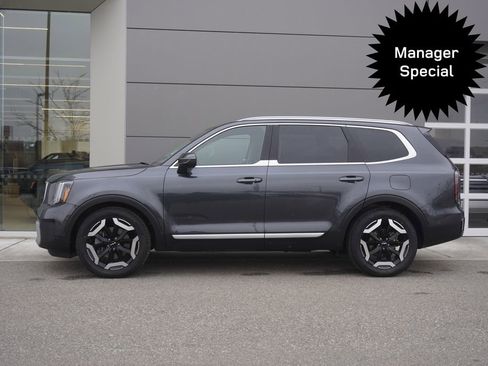 Used 2024 Kia Telluride EX image 8