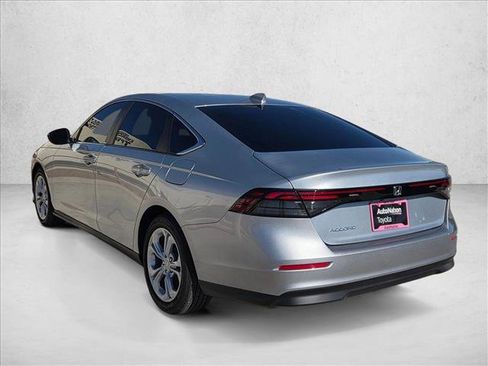 Used 2025 Honda Accord LX image 8