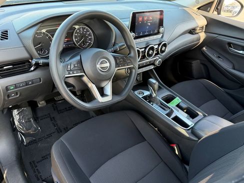 Used 2024 Nissan Sentra SV image 18
