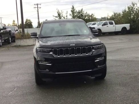 New 2025 Jeep Grand Cherokee Limited w/ Trailer Tow Package image 3