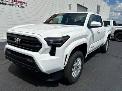 New 2026 Toyota Tacoma SR5