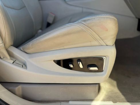 Used 2015 Cadillac Escalade ESV Premium image 23