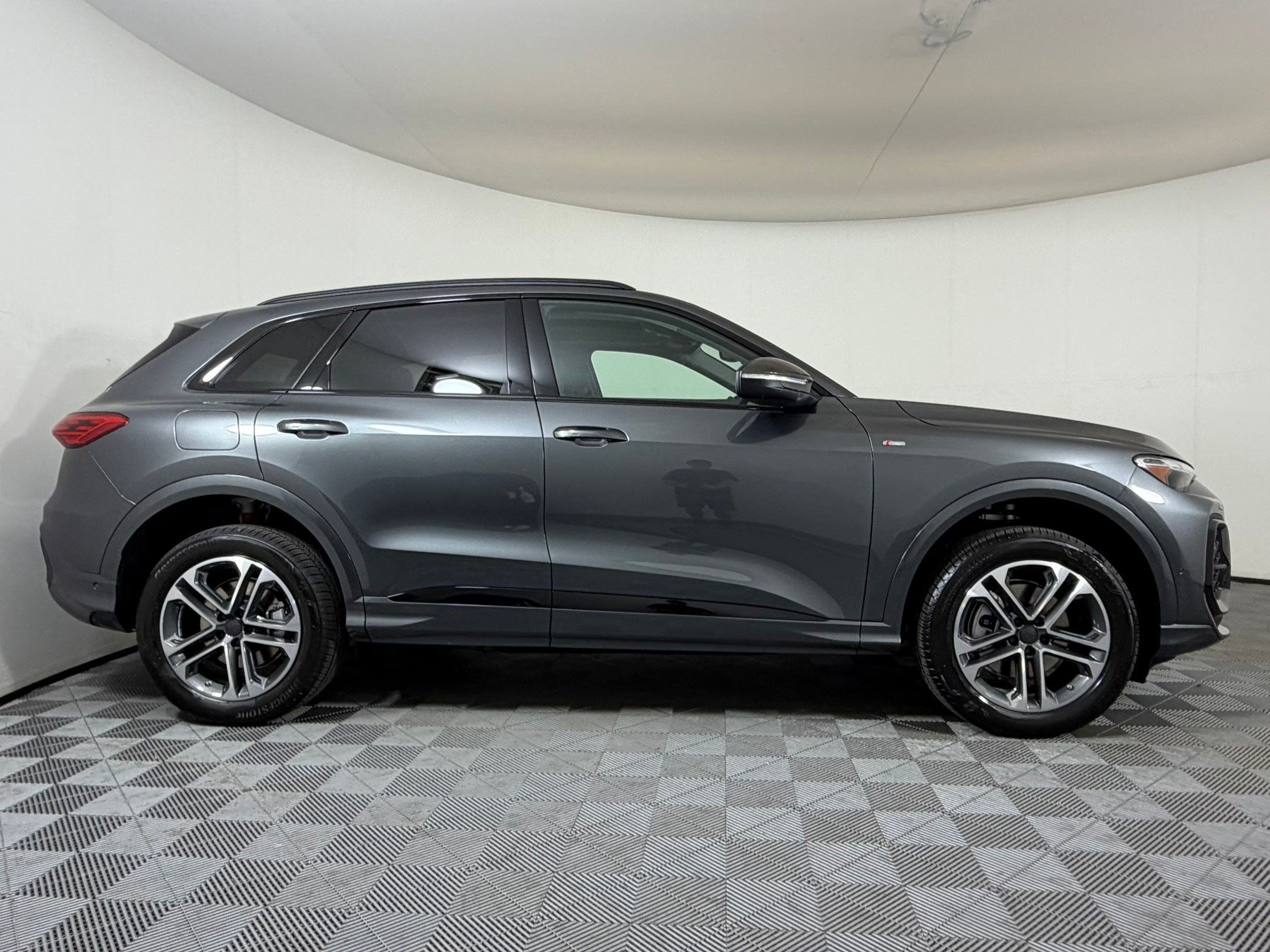 New 2026 Audi Q5 2.0T AWD/4WD image 8