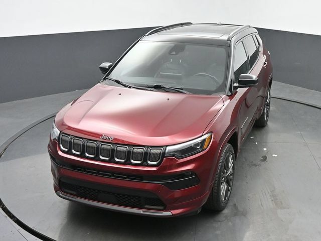 Used 2022 Jeep Compass High Altitude AWD/4WD image 38