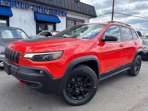 Used 2021 Jeep Cherokee Trailhawk w/ Sun, Sound & Nav Group AWD/4WD image 2