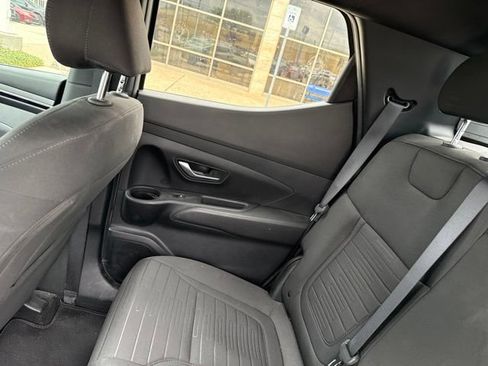 Certified 2024 Hyundai Santa Cruz SE FWD image 8