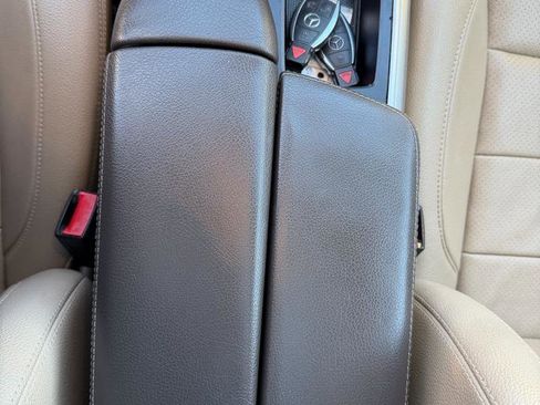 Used 2014 Mercedes-Benz ML 350 BlueTEC 4MATIC image 24