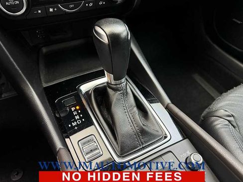Used 2017 MAZDA MAZDA3 Grand Touring w/ Premium Equipment Package FWD image 31