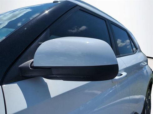 New 2026 Hyundai Venue SEL FWD image 12