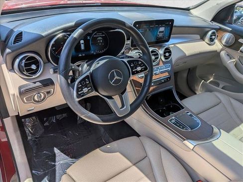 Used 2020 Mercedes-Benz GLC 300 4MATIC image 9
