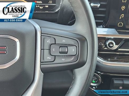 Used 2025 GMC Sierra 1500 Elevation image 27