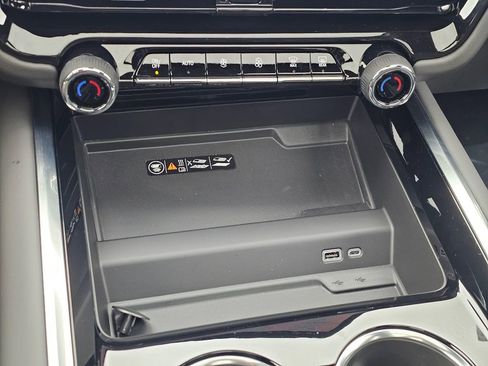 New 2026 Chevrolet Tahoe RST w/ RST Capability Package image 34