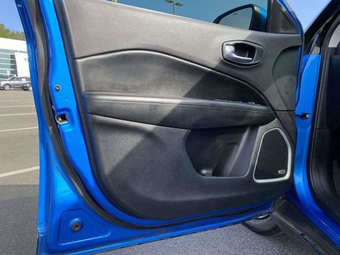 Used 2021 Jeep Compass Latitude w/ Sun and Sound Group image 18