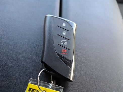 Used 2023 Lexus GX 460 Premium image 37