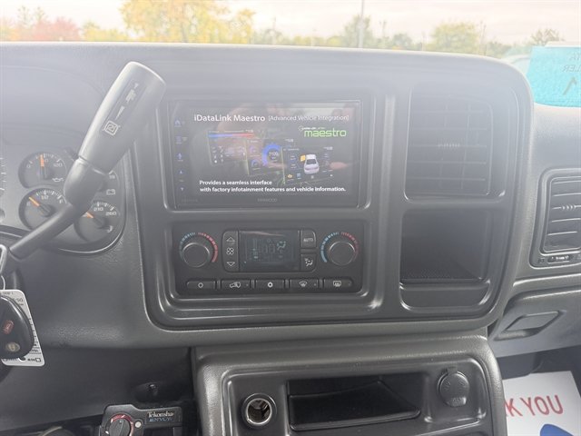 Used 2004 GMC Sierra 2500 SLT w/ Heavy-Duty Power Package AWD/4WD image 13