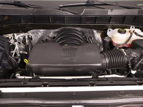 Used 2025 Chevrolet Silverado 1500 W/T RWD image 15