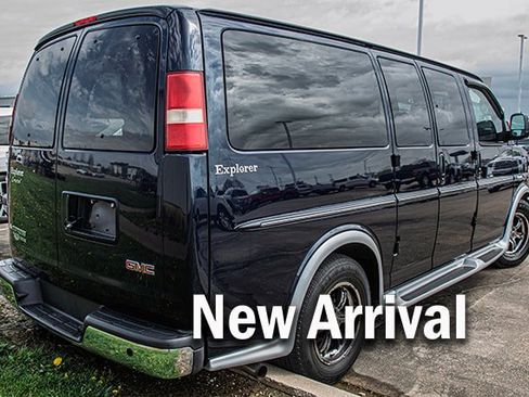 Used 2014 Chevrolet Express 1500 RWD image 3