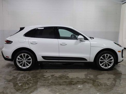 Certified 2026 Porsche Macan image 10
