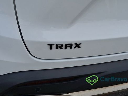 Used 2024 Chevrolet Trax ACTIV w/ Driver Confidence Package FWD image 32