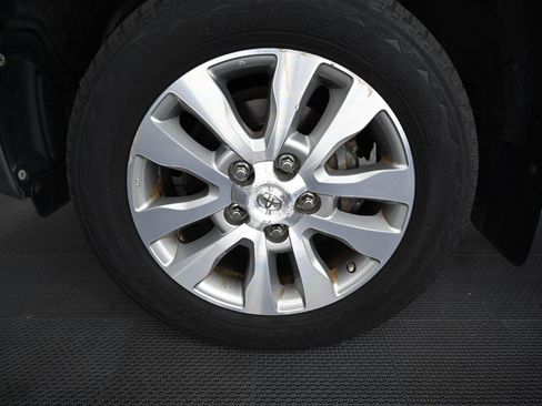 Used 2013 Toyota Tundra Platinum AWD/4WD image 47