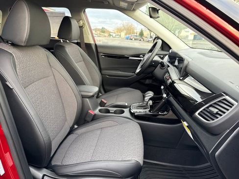 New 2026 Kia Seltos S image 10
