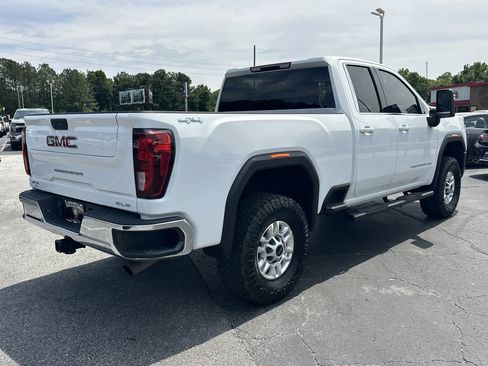 Used 2024 GMC Sierra 2500 SLE w/ SLE Value Package; AWD/4WD image 8