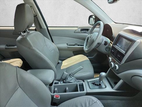 Used 2009 Subaru Forester 2.5X Limited w/ Popular Equipment Group 4B AWD/4WD image 6