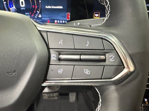 New 2026 Chevrolet Traverse LT w/ Sun and Wheel Package AWD/4WD image 19