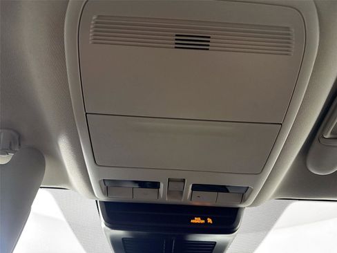 Certified 2025 MAZDA CX-50 AWD 2.5 Hybrid w/ Premium Pkg image 22