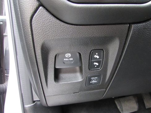 Used 2020 RAM 1500 Limited image 38