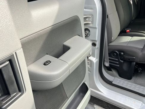 Used 2006 Ford F150 XLT image 27